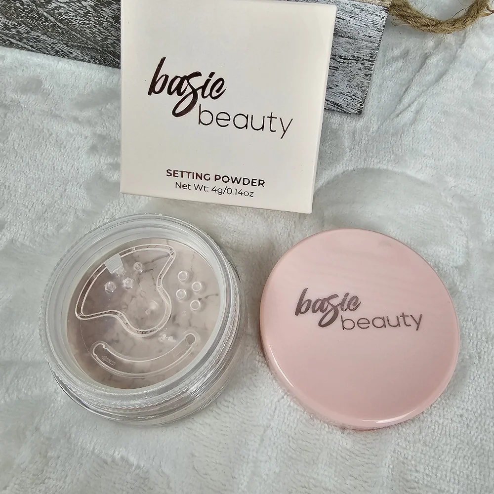 Basic Beauty Translucent Setting Powder - Picture 1 of 4